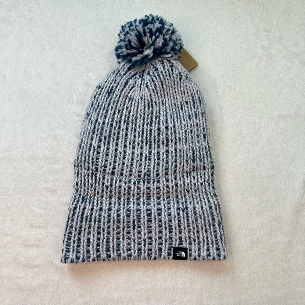NWT The North Face Kids' Lined Cozy Grey Chunky Beanie Winter Hat